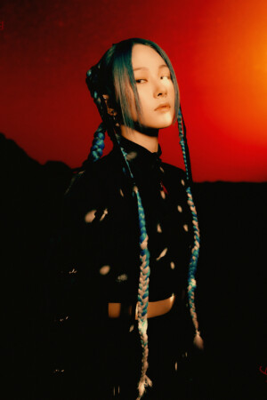 Mia EVERGLOW Last Melody Teaser 1 Mia EVERGLOW Last Melody