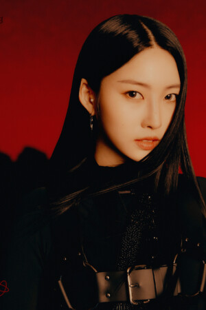 Sihyeon EVERGLOW Last Melody Teaser 1 Sihyeon EVERGLOW Last Melody