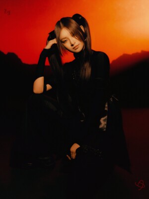 Yiren EVERGLOW Last Melody Teaser 1 Yiren EVERGLOW Last Melody