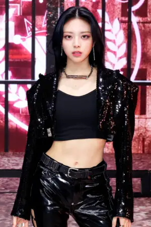 ITZY Yuna Guess Who Showcase ITZY Yuna Guess Who Showcase