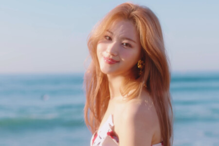 TWICE Sana Alcohol-Free MV Teaser TWICE Sana Alcohol-Free MV Teaser