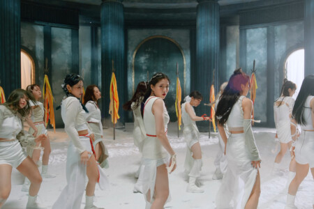 Hyunjin Loona PTT (Paint The Town) Hyunjin Loona PTT