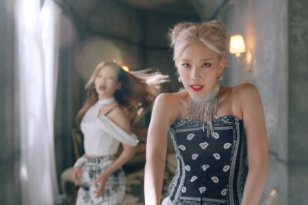 Kim Lip Loona PTT (Paint The Town) Kim Lip Loona PTT