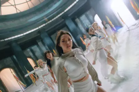 Olivia Hye Loona PTT (Paint The Town) Olivia Hye Loona PTT