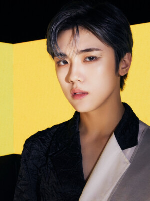 Cravity Seongmin The Awakening: Written in the Stars Concept