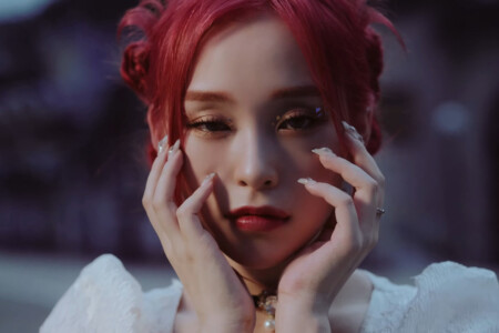 Gahyeon Dreamcatcher BEcause