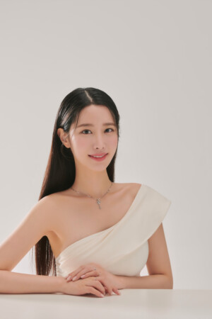 Berry Good Johyun Toxnfill August 2021 Berry Good Johyun Toxnfill August 2021