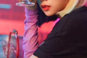 Purple Kiss Dosie Hide & Seek Teaser Concept Purple Kiss Dosie Hide & Seek Teaser Concept