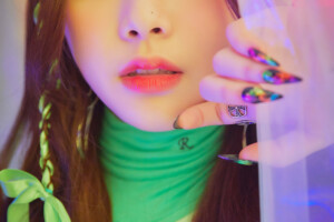 Purple Kiss Swan Hide & Seek Teaser Concept Purple Kiss Swan Hide & Seek Teaser Concept