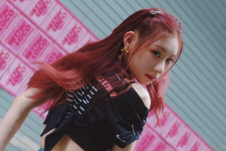 ITZY Chaeryeong Loco