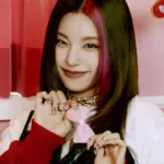 Yeji ITZY Crazy in Love Concept Yeji ITZY Crazy in Love Concept