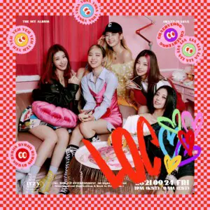 ITZY Crazy in Love Teaser Photobook Group ITZY Crazy in Love Teaser Photobook Group