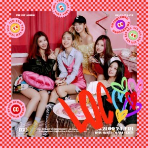 ITZY Crazy in Love Teaser Photobook Group ITZY Crazy in Love Teaser Photobook Group