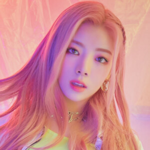 Purple Kiss Na Goeun Hide & Seek / Zombie Concept Purple Kiss Na Goeun Hide & Seek / Zombie Concept