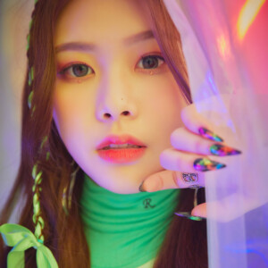 Purple Kiss Swan Hide & Seek / Zombie Concept Purple Kiss Swan Hide & Seek / Zombie Concept