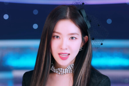 Irene Red Velvet Queendom