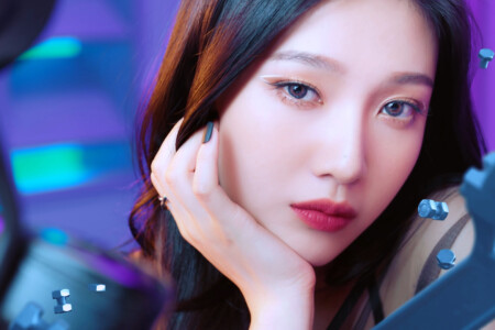Joy Red Velvet Queendom
