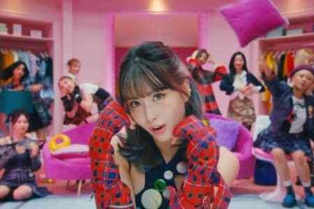 Momo TWICE The Feels Momo TWICE The Feels