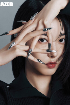 VIVIZ SinB Dazed Korea Winter 2021 VIVIZ SinB Dazed Korea Winter 2021