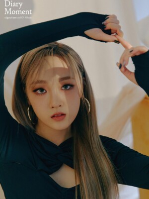 cignature Chloe Dear Diary Moment Teaser cignature Chloe Dear Diary Moment Teaser