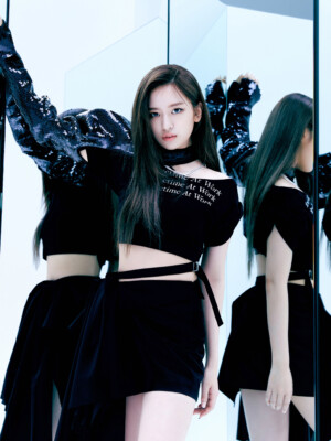 IVE Yujin Eleven Concept IVE Yujin Eleven Concept