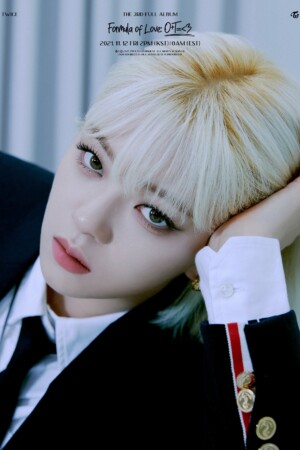 Jeongyeon Twice Formula of Love Teaser