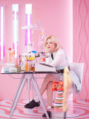 Jeongyeon TWICE Scientist MV Making Jeongyeon TWICE Scientist MV Making