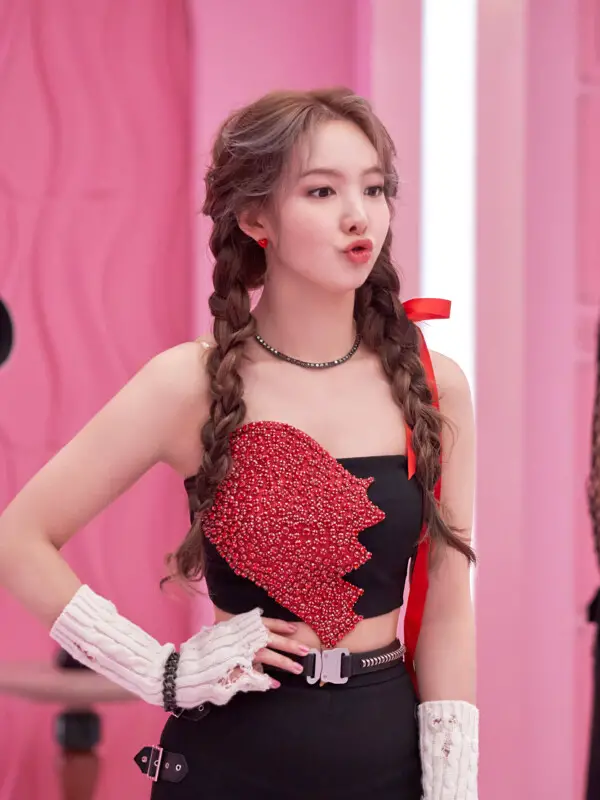 TWICE Scientist MV Making Photos (HD/HQ) - K-Pop Database / dbkpop.com