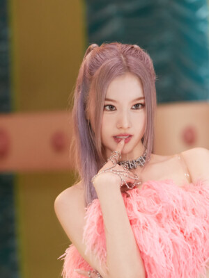 Sana TWICE Scientist MV Making Sana TWICE Scientist MV Making