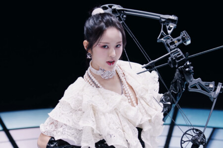 E:U EVERGLOW Pirate E:U EVERGLOW Pirate