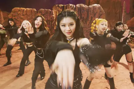 Yiren EVERGLOW Pirate Yiren EVERGLOW Pirate