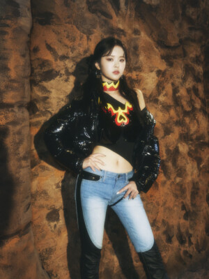 EVERGLOW E:U Return of the Girl Concept EVERGLOW E:U Return of the Girl Concept