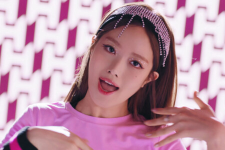 H1-KEY Seoi Athletic Girl