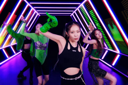 H1-KEY Yel Athletic Girl