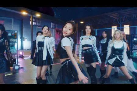 Kep1er Youngeun WA DA DA Kep1er Youngeun WA DA DA