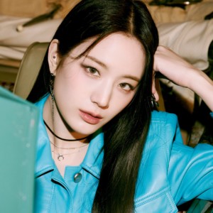 Gyuri fromis_9 Midnight Guest Concept