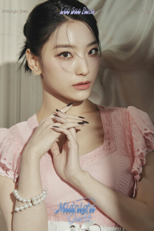 fromis_9 Lee Saerom Midnight Guest Teaser Before Midnight