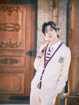 MIRAE Lee Junhyuk Marvelous Concept MIRAE Lee Junhyuk Marvelous Concept