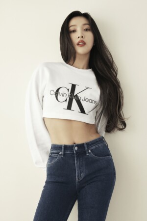 Red Velvet Joy Calvin Klein Performance Valentines Day 2022 Red Velvet Joy Calvin Klein