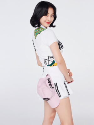 Jihyo TWICE X Pearly Gates 22SS