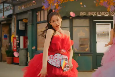 NMIXX Kyujin O.O NMIXX Kyujin