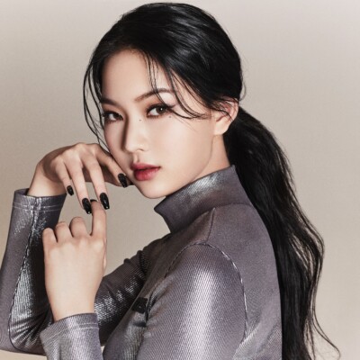 Isa (STAYC) Profile - K-Pop Database / dbkpop.com