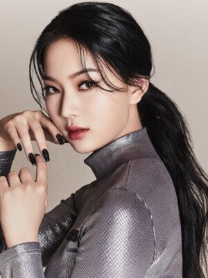 STAYC ISA Young-luv.com Teaser 2 STAYC ISA Young-luv.com Teaser 2