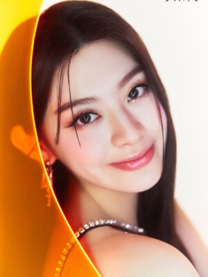 STAYC Seeun Young-luv.com Teaser 3 STAYC Seeun Young-luv.com Teaser 3