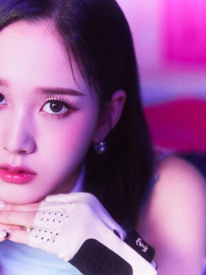 J STAYC YOUNG-LUV.COM Teaser J STAYC YOUNG-LUV.COM Teaser