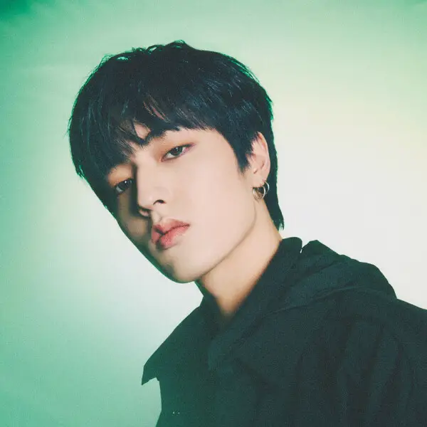 Treasure Second Step Chapter One / Jikjin Concept/Profile Photos (HR ...