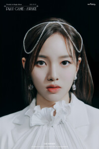 Weeekly Soojin Play Game: Awake Teaser Weeekly Soojin Play Game: Awake Teaser