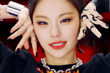 Yeji ITZY Voltage Yeji Voltage