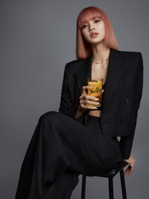 Blackpink Lisa Chivas Regal - I Rise, We Rise Chivas Regal X LISA
