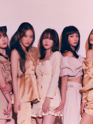 Oh My Girl Real Love Concept Group